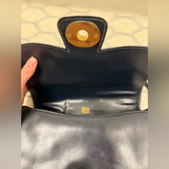 GUCCI Unisex Vintage Rare 70’s/80’s Adjst. Strap Navy Leather Shoulder Handbag - Picture 11 of 16
